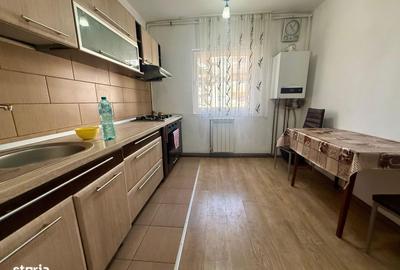 Apartament cu 3 camere decomandat în Mărăști