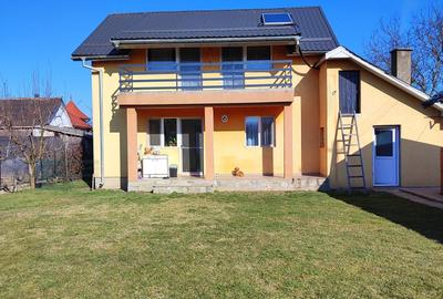 Casă cu 4 camere în Dâmbu - 7