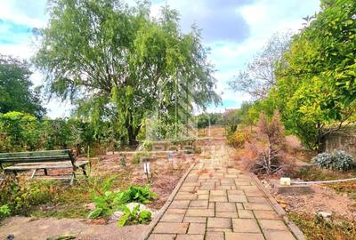 Casa individuala 4 camere , curte amenajata , terasa si piscina - 16