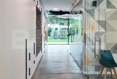 Spațiu comercial, de 150 mp, în Central - 6