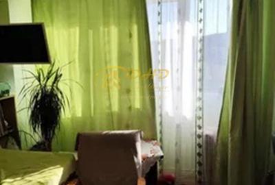 Apartament 3 camere decomandat in Alexandru cel Bun - 2