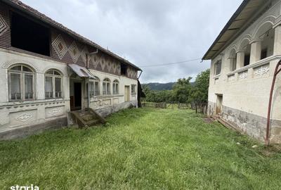 Casă cu 5 camere cu Teren 3600 Mp în Vulturești - 14