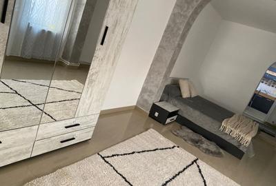 Casă cu 2 camere cu Teren 10 Mp în Calea Plevnei - 10