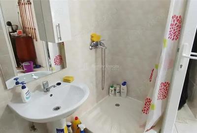 MOLDOVA NOUA, zona centrala, Casa 4 camere, 2 bai si garaj - 9