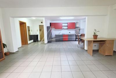 Intr-adevar unic. Apartament cu 3 camere, peste 90 mp, Cernauti - 17