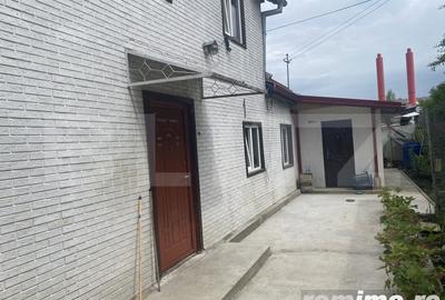 Casă cu 4 camere cu Teren 750 Mp în Central - 1