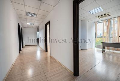 Cladire de birouri Vitan pretabilă pentru diverse afaceri. - 7