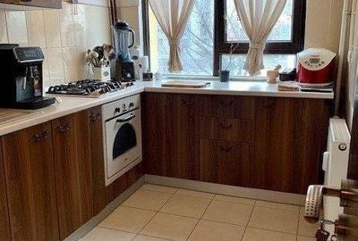 Apartament cu 2 camere decomandat în Colentina