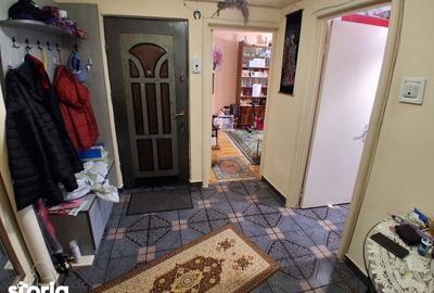Apartament cu 3 camere decomandat, mobilat în Canta - 5