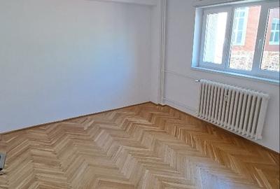 Apartament cu 3 camere decomandat în Dorobanți - 5