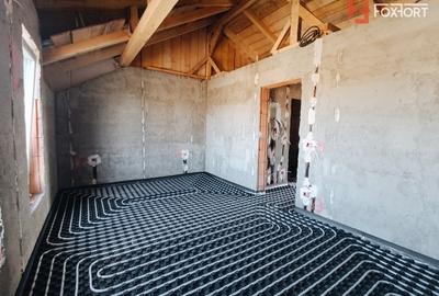 Duplex 4 camere si teren de 300 mp - zona Mosnita Veche Duplex 4 camere si teren de 300 mp - zona Mosnita Veche - 6