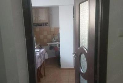 Apartament cu 2 camere decomandat în Războieni - 3