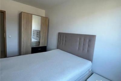 Apartament cu 3 camere decomandat, mobilat în Tractorul - 2