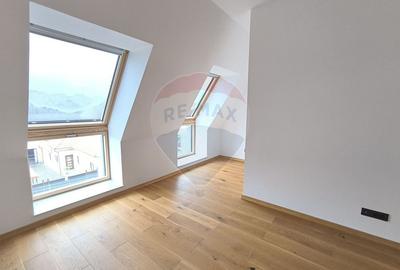 Casă cu 12 camere cu Teren 540 Mp în Mărăști - 37