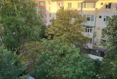 Tomis  Nord-Campus 3 camere mobilat utilat termen lung! 400Euro. - 2