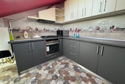 Apartament cu 3 camere decomandat, mobilat în Vișani - 4