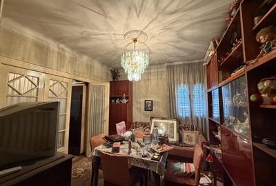 Apartament cu 2 camere semidecomandat, mobilat în 1 Mai - 11