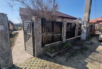 Casă cu Teren 1694 Mp în Nanov - 13