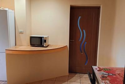 Garsonieră decomandată în Rovine - 3