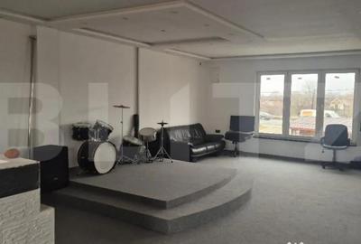 Apartament cu 4 camere decomandat în Careiului - 1