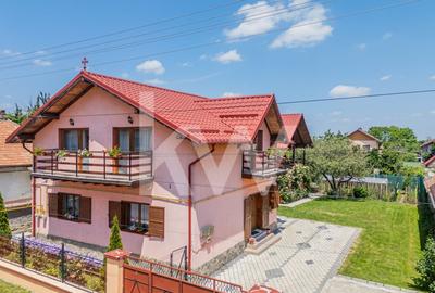 Vila spatioasa de vanzare Rasnov, turism / resedinta, teren 786 mp | Comision 0% - 3