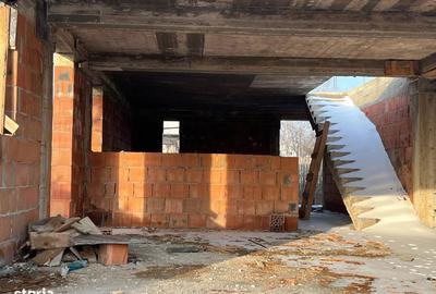 Spațiu comercial, în Central