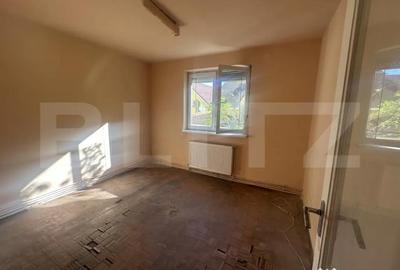 Apartament cu 3 camere semidecomandat în Central - 3