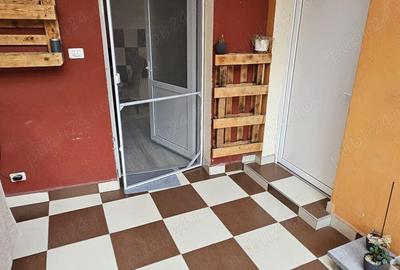 Vand apart. 4 cam. ,centrala proprie , zona Boul Rosu - Malul Mures - Pret redus - 9