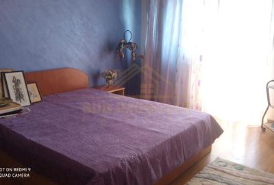 Casă cu 6 camere cu Canalizare în Central - 16