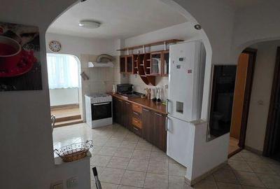 Apartament cu 2 camere decomandat în Faleza Nord - 2