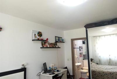 2 camere , decomandate,Energiei. - 4