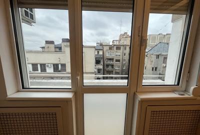 Apartament cu 5 camere decomandat în P-ța Romană - 20