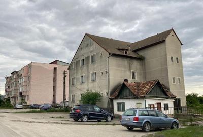 Spațiu comercial, de 912 mp, în Teiu - 8