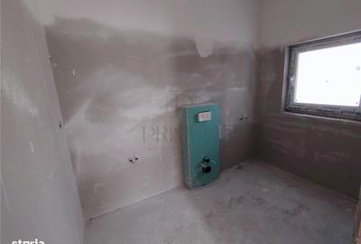 Casă cu 4 camere cu Teren 300 Mp în Central - 3