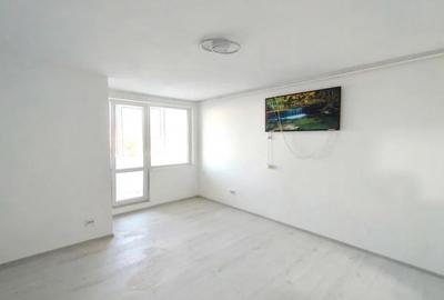 Garsoniera decomandat - zona Noua - 3