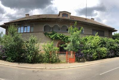 Apartament cu 3 camere semidecomandat în Central - 10