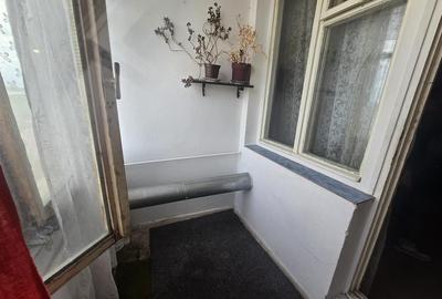 Garsonieră decomandată în Exterior Est - 1