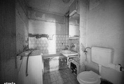 Apartament cu 2 camere decomandat în Vitan