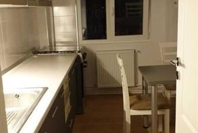 Apartament cu 2 camere decomandat, mobilat în Centrul Civic