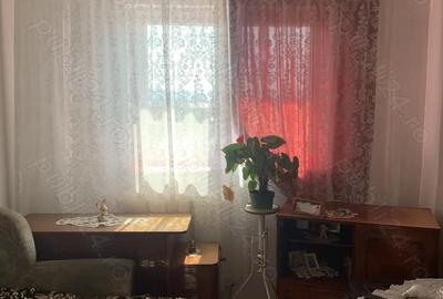 Apartament cu 3 camere decomandat în Central - 4