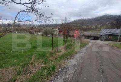 Teren de 1500 mp, în Central