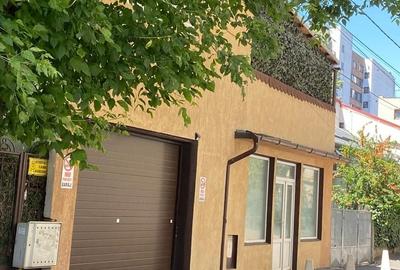 Casă cu 4 camere cu Teren 140 Mp în Olteni - 1
