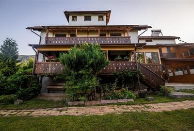 FILM!Casa+pensiune la cheie,1.742 teren de vis, in Tohanita, Zarnesti, Brasov - 23