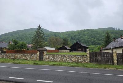 Casă cu 3 camere în Onești - 12