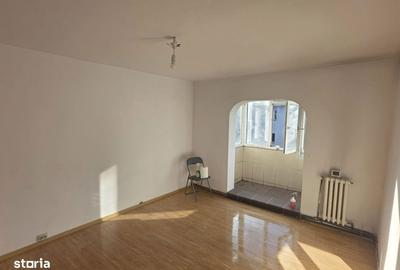 Apartament cu 2 camere în Baza 3 - 13