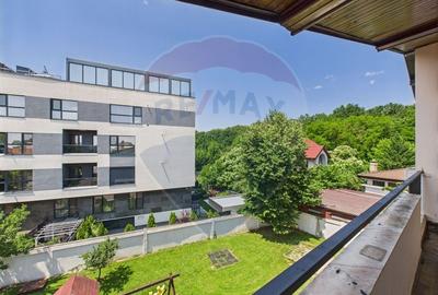 Vila de vanzare in Pipera, cu teren 1775 mp langa padure