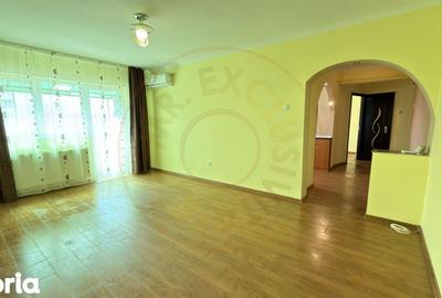 Apartament cu 3 camere semidecomandat în Central - 4