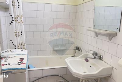 Apartament cu 3 camere semidecomandat, mobilat în Podgoria - 15