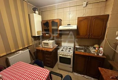 Apartament 3 Camere , Decomandat CF1 , Centrala Termica , Toporasi - 4