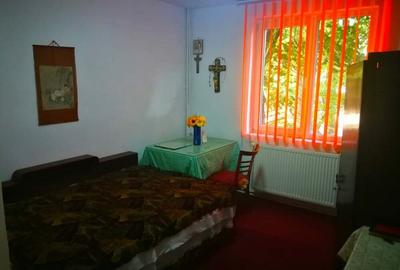 Apartament 3 camere etaj 1 Ion Creanga Prefectura Primarie(fostul C.E.C) liceul Pedagogic - 3